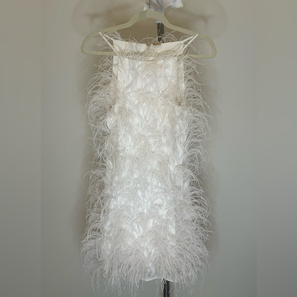 Cult Gaia Shannon dress White feathers Size Small